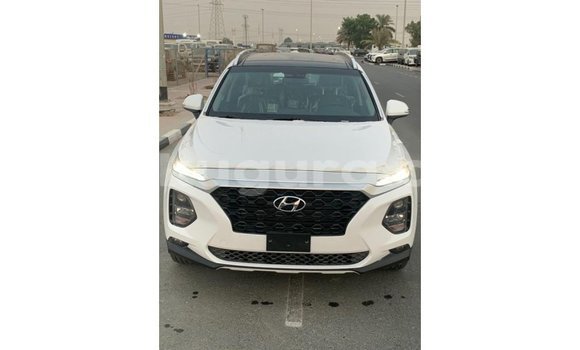 Nunua Imported Hyundai Santa Fe Nyeupe Gari ndani ya Import - Dubai nchini Bujumbura Nunua Imported Hyundai Santa Fe Nyeupe Gari ndani ya Import - Dubai nchini Bujumbura