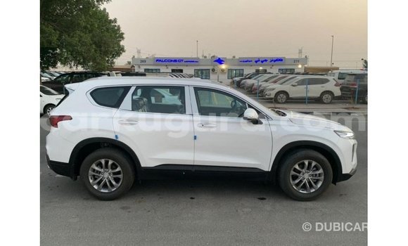 Nunua Imported Hyundai Santa Fe Nyeupe Gari ndani ya Import - Dubai nchini Bujumbura Nunua Imported Hyundai Santa Fe Nyeupe Gari ndani ya Import - Dubai nchini Bujumbura