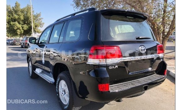 Nunua Imported Toyota Land Cruiser Nyeusi Gari ndani ya Import - Dubai nchini Bujumbura Nunua Imported Toyota Land Cruiser Nyeusi Gari ndani ya Import - Dubai nchini Bujumbura