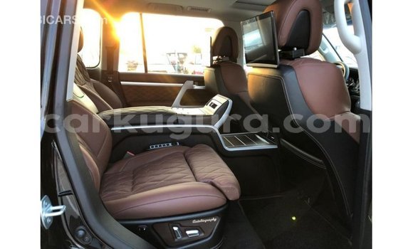 Nunua Imported Toyota Land Cruiser Nyeusi Gari ndani ya Import - Dubai nchini Bujumbura Nunua Imported Toyota Land Cruiser Nyeusi Gari ndani ya Import - Dubai nchini Bujumbura