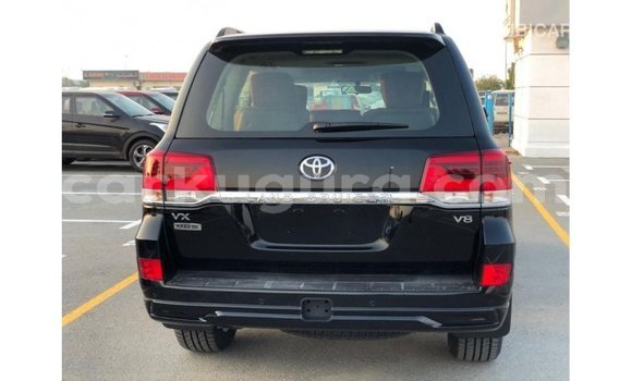 Nunua Imported Toyota Land Cruiser Nyeusi Gari ndani ya Import - Dubai nchini Bujumbura Nunua Imported Toyota Land Cruiser Nyeusi Gari ndani ya Import - Dubai nchini Bujumbura