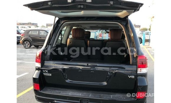 Nunua Imported Toyota Land Cruiser Nyeusi Gari ndani ya Import - Dubai nchini Bujumbura Nunua Imported Toyota Land Cruiser Nyeusi Gari ndani ya Import - Dubai nchini Bujumbura