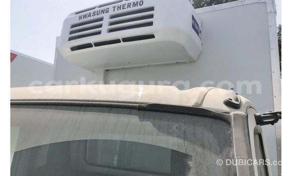 Buy Import Hino 300 Series White Truck in Import - Dubai in Bujumbura Buy Import Hino 300 Series White Truck in Import - Dubai in Bujumbura