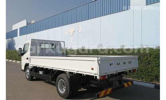 Nunua Imported Mitsubishi i Nyeupe Gari ndani ya Import - Dubai nchini Bujumbura Nunua Imported Mitsubishi i Nyeupe Gari ndani ya Import - Dubai nchini Bujumbura