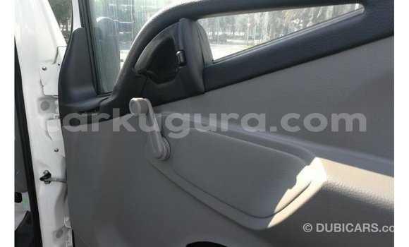 Nunua Imported Mitsubishi i Nyeupe Gari ndani ya Import - Dubai nchini Bujumbura Nunua Imported Mitsubishi i Nyeupe Gari ndani ya Import - Dubai nchini Bujumbura