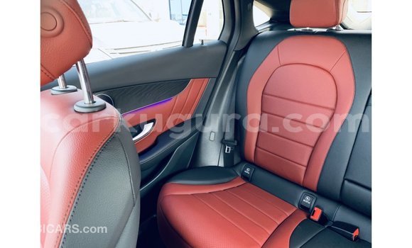 Acheter Import Voiture Mercedes-Benz GLC Noir à Import - Dubai, Bujumbura Acheter Import Voiture Mercedes-Benz GLC Noir à Import - Dubai, Bujumbura