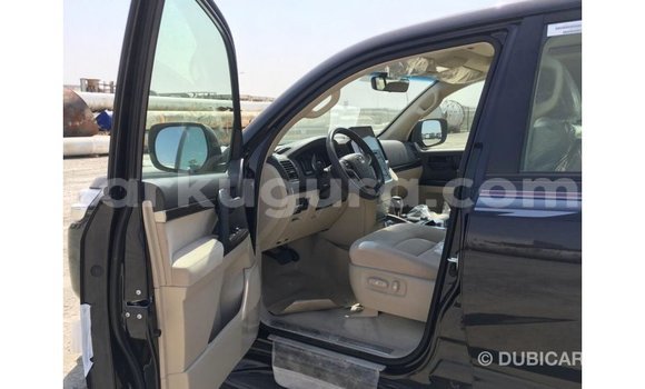 Buy Import Toyota Land Cruiser Black Car in Import - Dubai in Bujumbura Buy Import Toyota Land Cruiser Black Car in Import - Dubai in Bujumbura