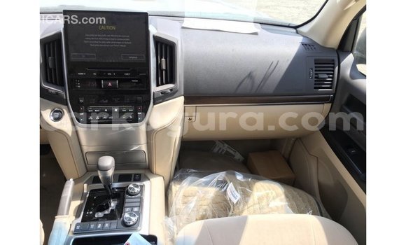 Buy Import Toyota Land Cruiser Black Car in Import - Dubai in Bujumbura Buy Import Toyota Land Cruiser Black Car in Import - Dubai in Bujumbura