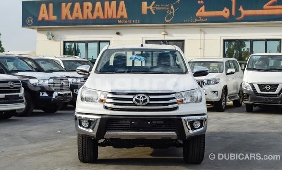 Nunua Imported Toyota Hilux Nyeupe Gari ndani ya Import - Dubai nchini Bujumbura Nunua Imported Toyota Hilux Nyeupe Gari ndani ya Import - Dubai nchini Bujumbura