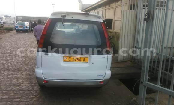 Buy Used Toyota Noah White Car in Town hall in Bujumbura Buy Used Toyota Noah White Car in Town hall in Bujumbura
