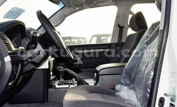 Buy Import Toyota Land Cruiser White Car in Import - Dubai in Bujumbura Buy Import Toyota Land Cruiser White Car in Import - Dubai in Bujumbura