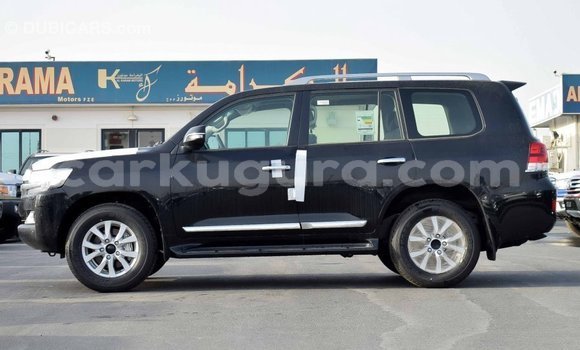 Nunua Imported Toyota Land Cruiser Nyeusi Gari ndani ya Import - Dubai nchini Bujumbura Nunua Imported Toyota Land Cruiser Nyeusi Gari ndani ya Import - Dubai nchini Bujumbura