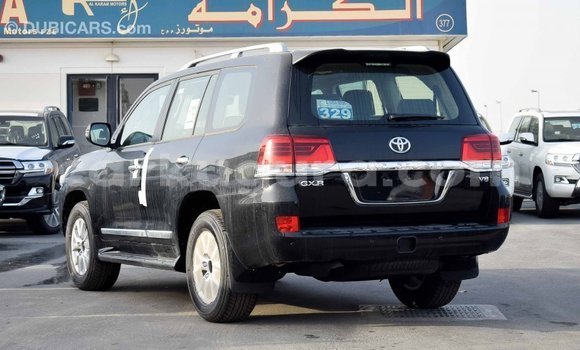 Nunua Imported Toyota Land Cruiser Nyeusi Gari ndani ya Import - Dubai nchini Bujumbura Nunua Imported Toyota Land Cruiser Nyeusi Gari ndani ya Import - Dubai nchini Bujumbura