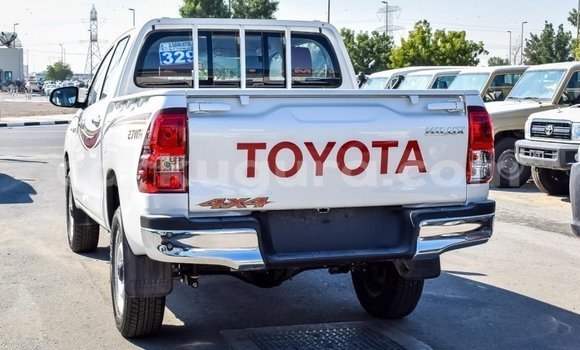 Buy Import Toyota Hilux White Car in Import - Dubai in Bujumbura Buy Import Toyota Hilux White Car in Import - Dubai in Bujumbura