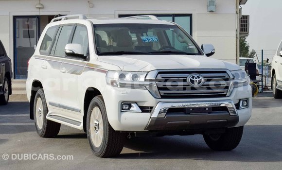 Buy Import Toyota Land Cruiser White Car in Import - Dubai in Bujumbura Buy Import Toyota Land Cruiser White Car in Import - Dubai in Bujumbura