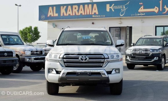 Buy Import Toyota Land Cruiser White Car in Import - Dubai in Bujumbura Buy Import Toyota Land Cruiser White Car in Import - Dubai in Bujumbura