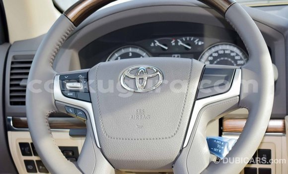 Buy Import Toyota Land Cruiser White Car in Import - Dubai in Bujumbura Buy Import Toyota Land Cruiser White Car in Import - Dubai in Bujumbura