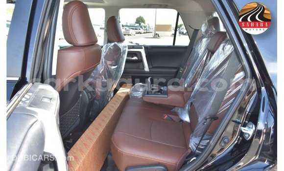 Acheter Import Voiture Toyota 4Runner Noir à Import - Dubai, Bujumbura Acheter Import Voiture Toyota 4Runner Noir à Import - Dubai, Bujumbura