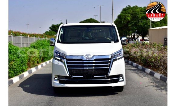 Buy Import Toyota Granvia White Car in Import - Dubai in Bujumbura Buy Import Toyota Granvia White Car in Import - Dubai in Bujumbura
