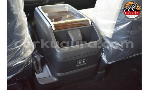 Buy Import Toyota Granvia White Car in Import - Dubai in Bujumbura Buy Import Toyota Granvia White Car in Import - Dubai in Bujumbura