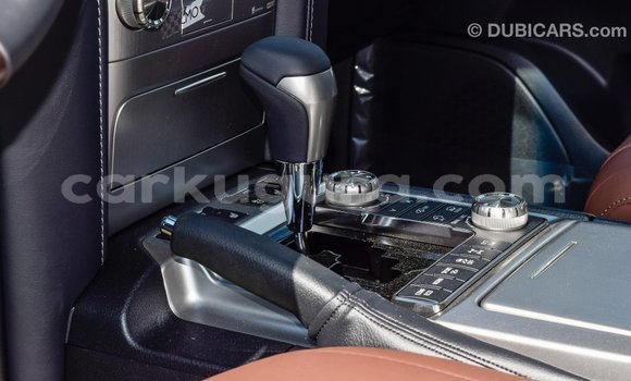 Acheter Import Voiture Toyota Land Cruiser Noir à Import - Dubai, Bujumbura Acheter Import Voiture Toyota Land Cruiser Noir à Import - Dubai, Bujumbura