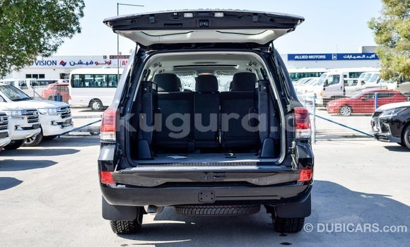Nunua Imported Toyota Land Cruiser Nyeusi Gari ndani ya Import - Dubai nchini Bujumbura Nunua Imported Toyota Land Cruiser Nyeusi Gari ndani ya Import - Dubai nchini Bujumbura