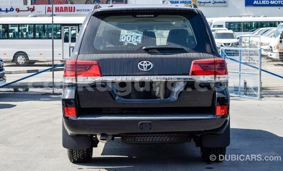 Nunua Imported Toyota Land Cruiser Nyeusi Gari ndani ya Import - Dubai nchini Bujumbura Nunua Imported Toyota Land Cruiser Nyeusi Gari ndani ya Import - Dubai nchini Bujumbura