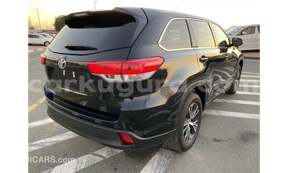 Acheter Import Voiture Toyota Highlander Noir à Import - Dubai, Bujumbura Acheter Import Voiture Toyota Highlander Noir à Import - Dubai, Bujumbura