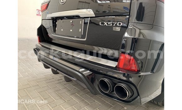 Nunua Imported Lexus LX Nyeusi Gari ndani ya Import - Dubai nchini Bujumbura Nunua Imported Lexus LX Nyeusi Gari ndani ya Import - Dubai nchini Bujumbura