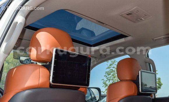 Nunua Imported Toyota Land Cruiser Nyeupe Gari ndani ya Import - Dubai nchini Bujumbura Nunua Imported Toyota Land Cruiser Nyeupe Gari ndani ya Import - Dubai nchini Bujumbura