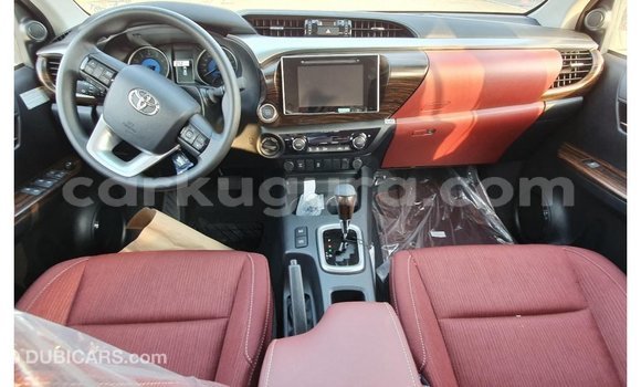 Nunua Imported Toyota Hilux Nyeupe Gari ndani ya Import - Dubai nchini Bujumbura Nunua Imported Toyota Hilux Nyeupe Gari ndani ya Import - Dubai nchini Bujumbura