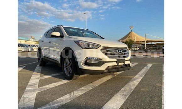 Nunua Imported Hyundai Santa Fe Nyeupe Gari ndani ya Import - Dubai nchini Bujumbura Nunua Imported Hyundai Santa Fe Nyeupe Gari ndani ya Import - Dubai nchini Bujumbura