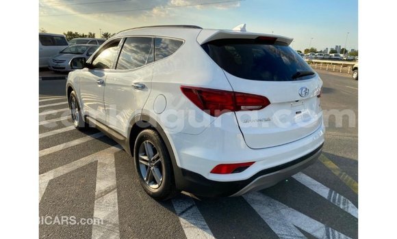 Nunua Imported Hyundai Santa Fe Nyeupe Gari ndani ya Import - Dubai nchini Bujumbura Nunua Imported Hyundai Santa Fe Nyeupe Gari ndani ya Import - Dubai nchini Bujumbura