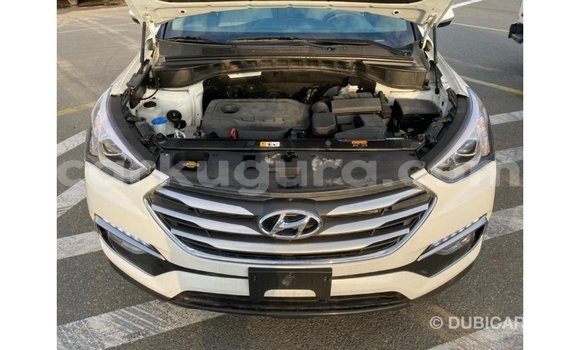 Nunua Imported Hyundai Santa Fe Nyeupe Gari ndani ya Import - Dubai nchini Bujumbura Nunua Imported Hyundai Santa Fe Nyeupe Gari ndani ya Import - Dubai nchini Bujumbura