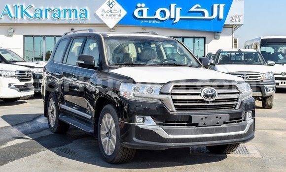 Acheter Import Voiture Toyota Land Cruiser Noir à Import - Dubai, Bujumbura Acheter Import Voiture Toyota Land Cruiser Noir à Import - Dubai, Bujumbura