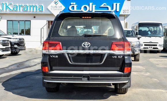 Acheter Import Voiture Toyota Land Cruiser Noir à Import - Dubai, Bujumbura Acheter Import Voiture Toyota Land Cruiser Noir à Import - Dubai, Bujumbura
