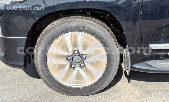 Acheter Import Voiture Toyota Land Cruiser Noir à Import - Dubai, Bujumbura Acheter Import Voiture Toyota Land Cruiser Noir à Import - Dubai, Bujumbura