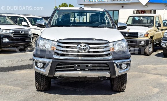 Nunua Imported Toyota Hilux Nyingine Gari ndani ya Import - Dubai nchini Bujumbura Nunua Imported Toyota Hilux Nyingine Gari ndani ya Import - Dubai nchini Bujumbura