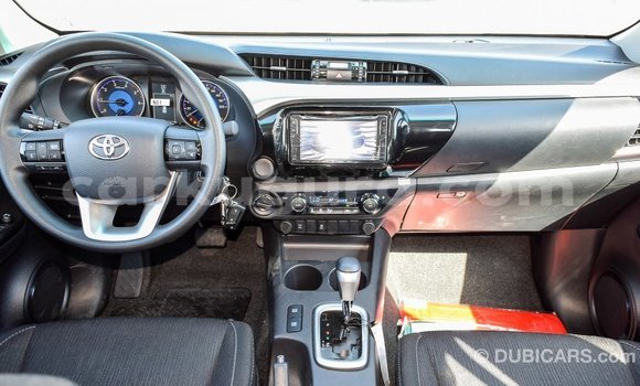 Acheter Import Voiture Toyota Hilux Autre à Import - Dubai, Bujumbura Acheter Import Voiture Toyota Hilux Autre à Import - Dubai, Bujumbura
