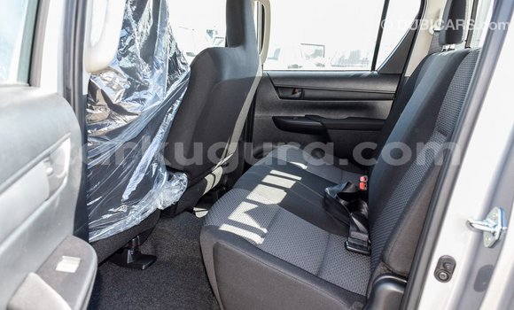 Acheter Import Voiture Toyota Hilux Autre à Import - Dubai, Bujumbura Acheter Import Voiture Toyota Hilux Autre à Import - Dubai, Bujumbura