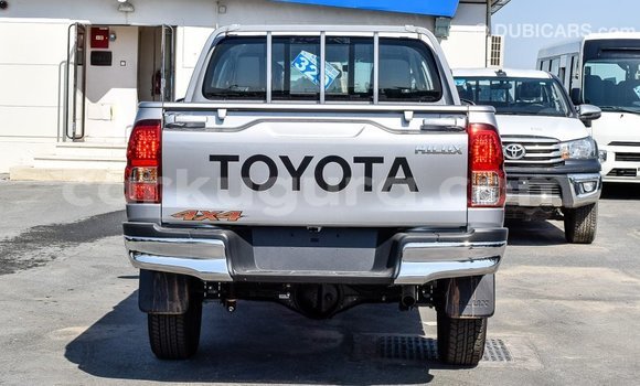 Acheter Import Voiture Toyota Hilux Autre à Import - Dubai, Bujumbura Acheter Import Voiture Toyota Hilux Autre à Import - Dubai, Bujumbura