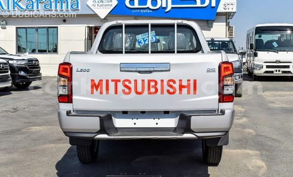 Buy Import Mitsubishi L200 White Car in Import - Dubai in Bujumbura Buy Import Mitsubishi L200 White Car in Import - Dubai in Bujumbura