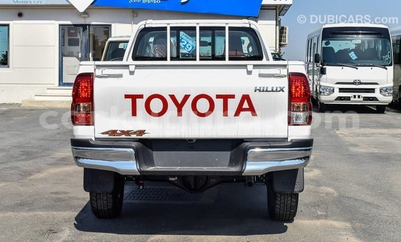 Buy Import Toyota Hilux White Car in Import - Dubai in Bujumbura Buy Import Toyota Hilux White Car in Import - Dubai in Bujumbura