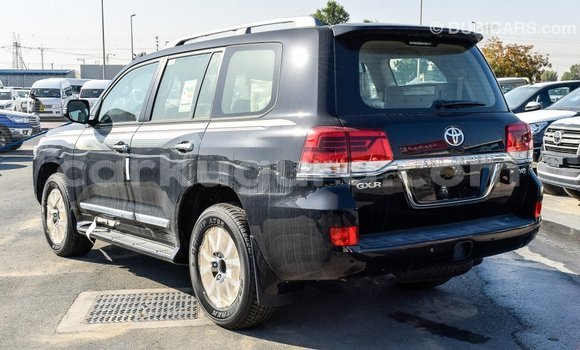 Acheter Import Voiture Toyota Land Cruiser Noir à Import - Dubai, Bujumbura Acheter Import Voiture Toyota Land Cruiser Noir à Import - Dubai, Bujumbura