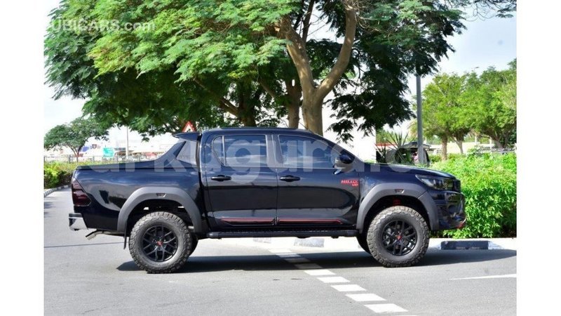 Big with watermark toyota hilux bujumbura import dubai 3758