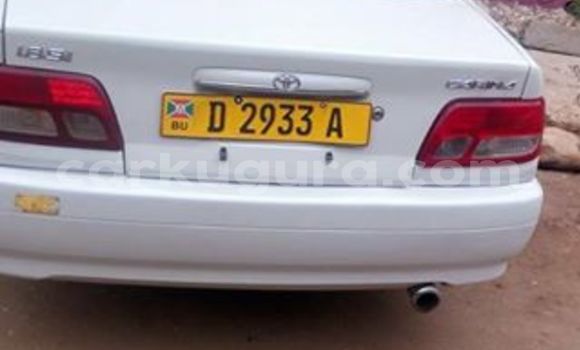 Acheter Occasion Voiture Toyota Corolla Blanc à Mairie au Bujumbura Acheter Occasion Voiture Toyota Corolla Blanc à Mairie au Bujumbura