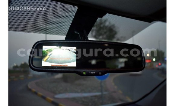 Acheter Import Voiture Toyota Hiace Blanc à Import - Dubai, Bujumbura Acheter Import Voiture Toyota Hiace Blanc à Import - Dubai, Bujumbura