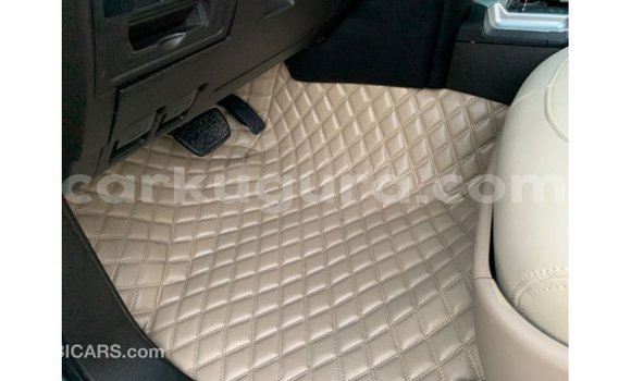 Nunua Imported Toyota Land Cruiser Bluu Gari ndani ya Import - Dubai nchini Bujumbura Nunua Imported Toyota Land Cruiser Bluu Gari ndani ya Import - Dubai nchini Bujumbura