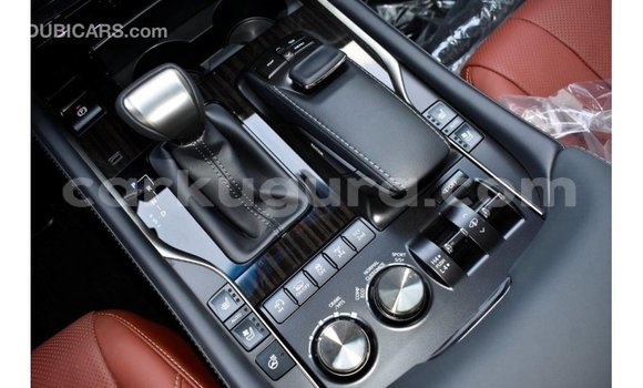 Acheter Import Voiture Lexus LX Blanc à Import - Dubai, Bujumbura Acheter Import Voiture Lexus LX Blanc à Import - Dubai, Bujumbura