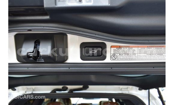 Acheter Import Voiture Lexus LX Blanc à Import - Dubai, Bujumbura Acheter Import Voiture Lexus LX Blanc à Import - Dubai, Bujumbura